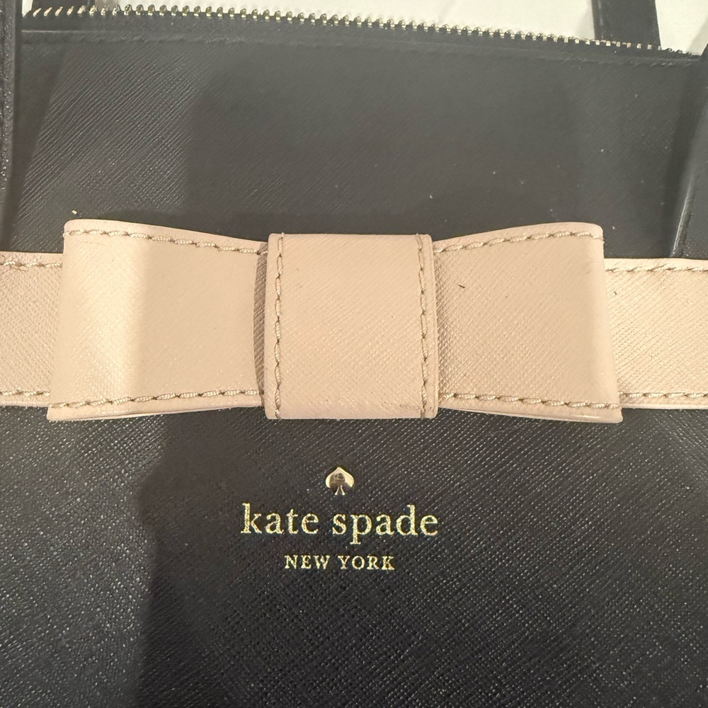 Kate Spade Black and Tan Bow Satchel - Picture 2 of 9